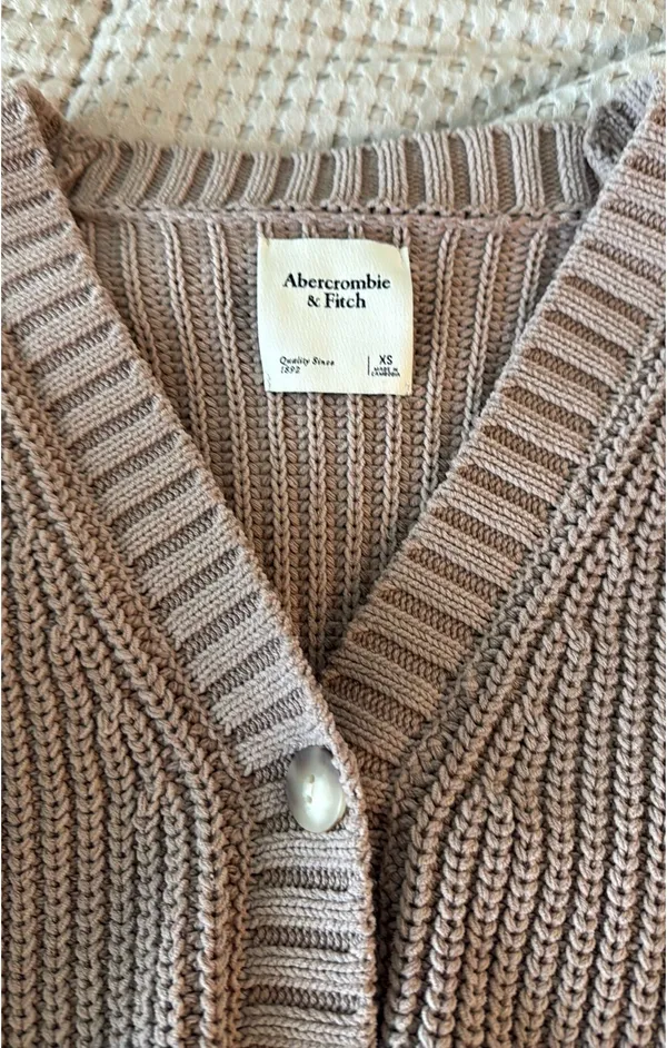 Abercrombie Cardigan Sweater - Image 3