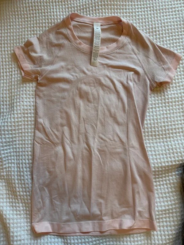 Lululemon Swiftly Tech Short Sleeve 2.0 Hip Length - Image 2