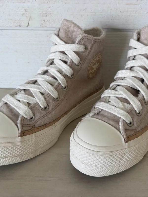 CONVERSE Chuck Taylor All Star Lift Platform Faux Mohair Womens Size 7 Beige NEW - Image 6