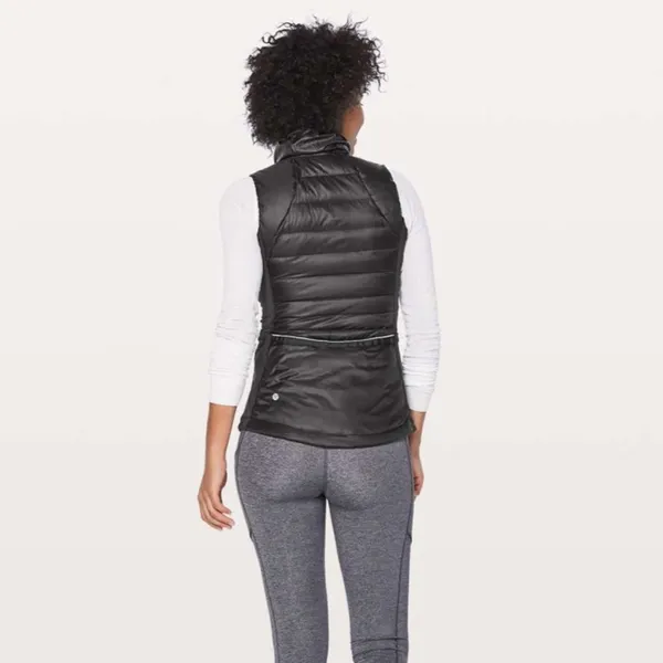 Lululemon Down For A Run Vest II Size 2 - Black - Image 2