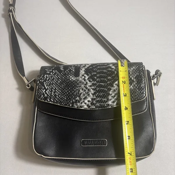 Vera‎ Bradley Twice As Nice Crossbody Bag Black Python Flap Faux Leather Purse - Image 9