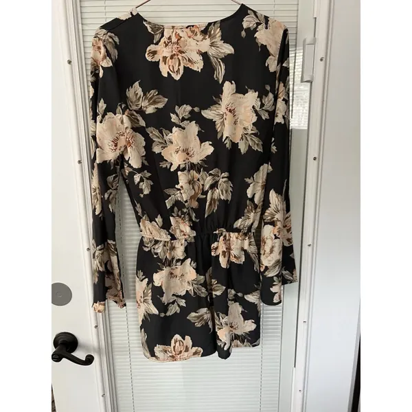 Prairie Daydream Washed Navy Blue‎ Floral Print Romper Size M - Image 14