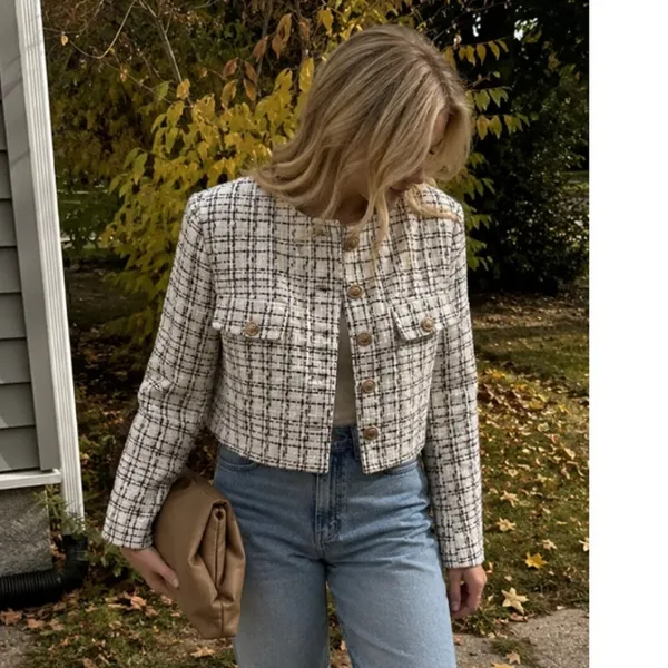 ASTR THE LABEL Tweed Crop Jacket in White Black Size Small - Image 2