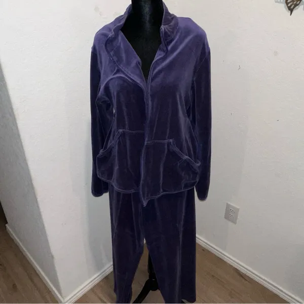 Velvet purple Jumpsuit with Jacket Size L - Image 2