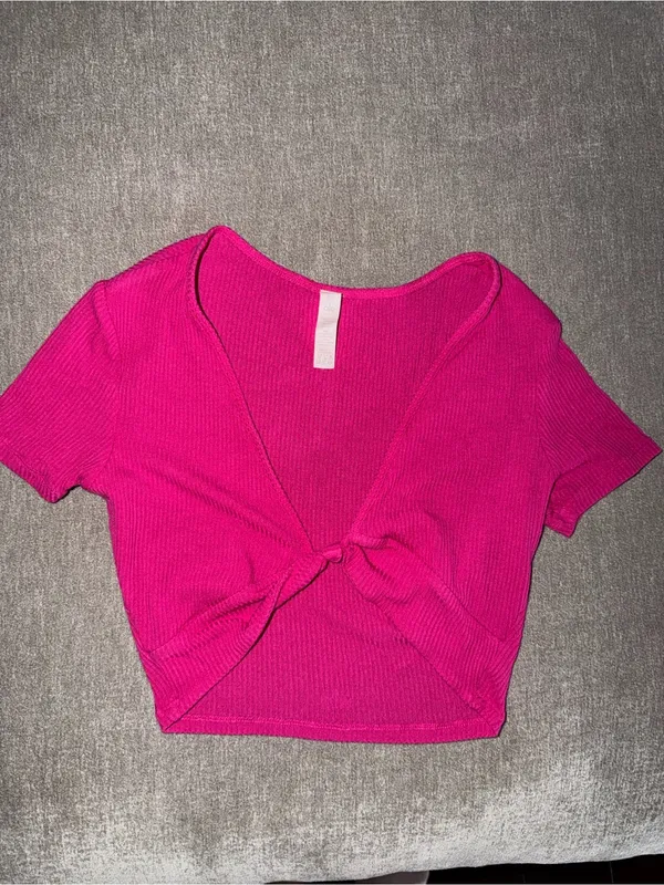 Alo ribbed knotty short sleeve Pilates top in magenta crush hot pink xs - Image 4