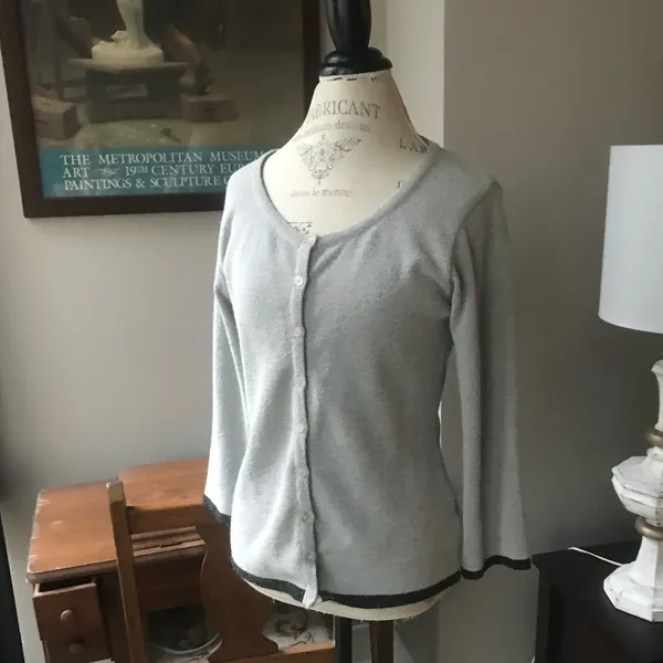 Arden B Gray Button Up Cardigan Sz M - Image 4