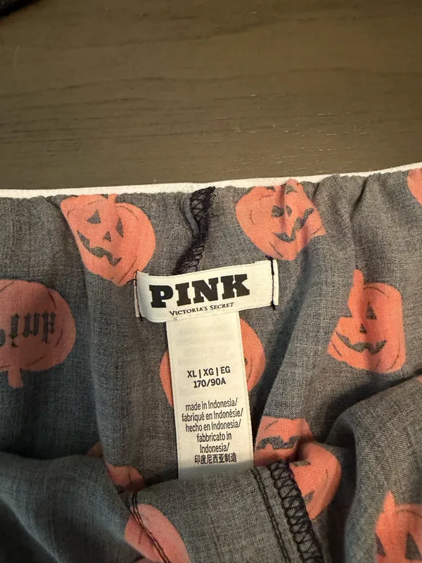 PINK Victoria's Secret Pajama Shorts - Image 2