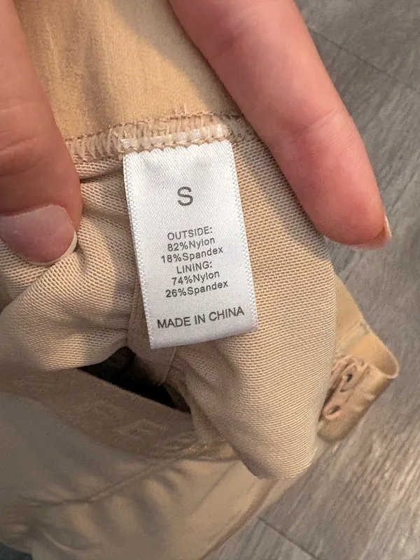 Super good short sas for women and fits a lot - Image 3