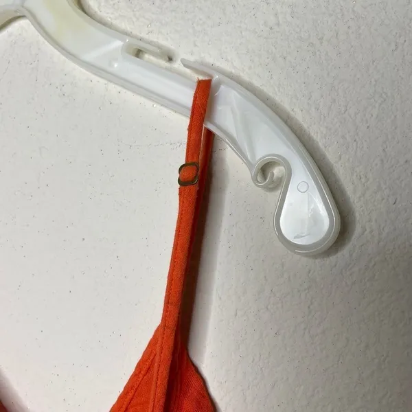 LA VI Crop Top Orange - Image 4