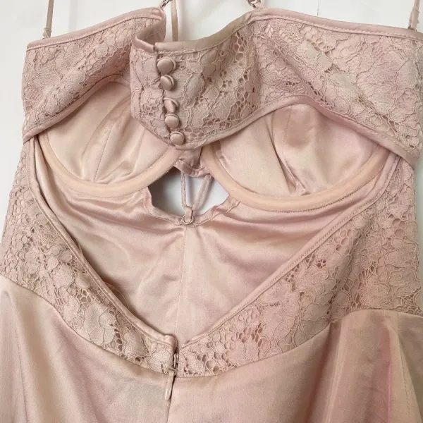 HOUSE OF CB 'Georgia' Crystal Satin and Lace Midi Dress cutout Size‎ M NWOT - Image 16