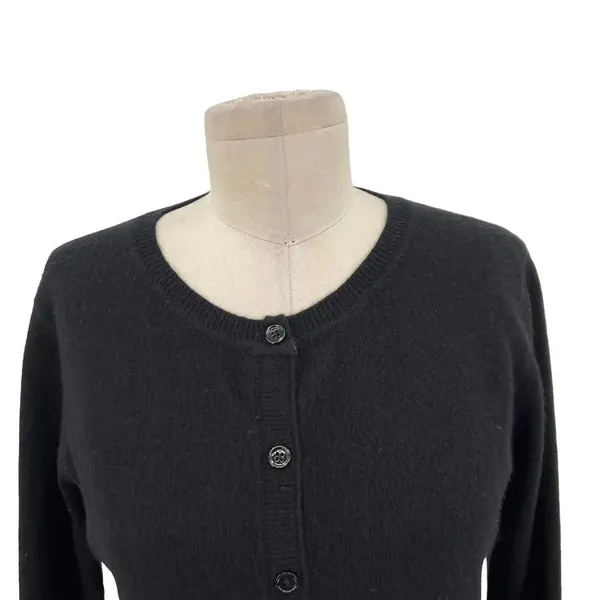 Qi Cashmere Classic Long Sleeve Cardigan Sweater Black Size Small‎ - Image 2