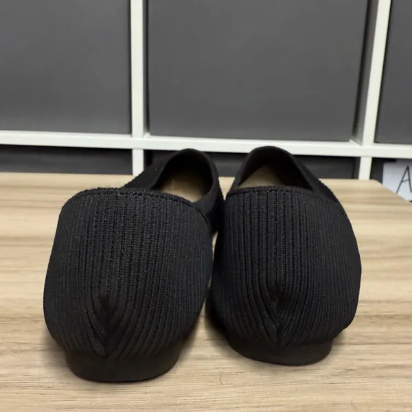 Tingrise Slip On Pointed Toe Comfortable Knit Black Women's Ballet Flats - Image 4