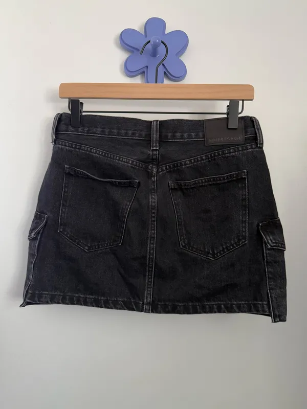 Aritzia Denim Forum 25 90s Mid Rise Cargo Mini Skirt Washed Black Grunge - Image 3