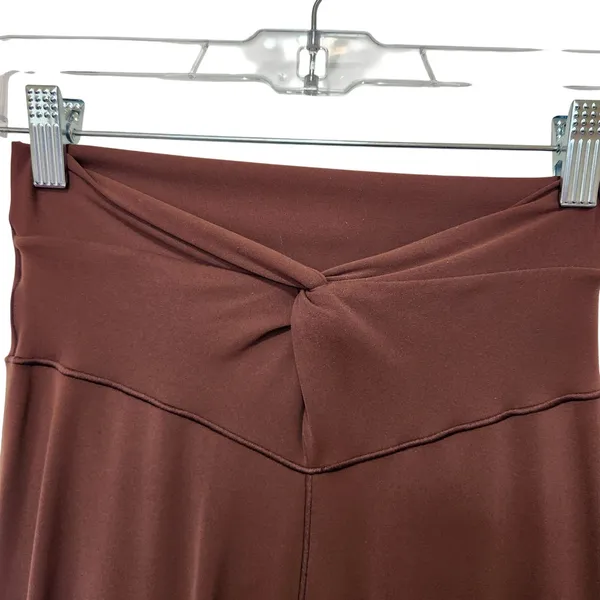 OFFLINE By Aerie High Rise Real Me XTRA Twist Leggings Canyon Sun Size Medium - Image 3