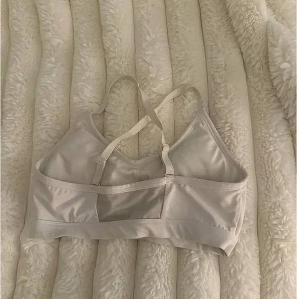 Gymshark Sports Bra - Image 2