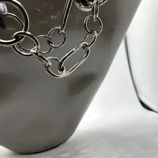 Sono London Tokyo Paris Grey Patent Fan Shaped Chain Shoulder Bag - Image 7