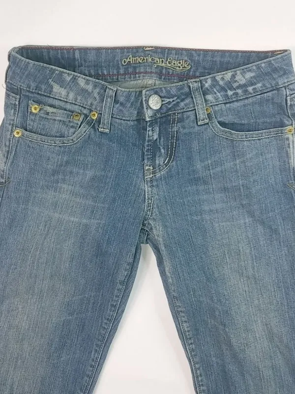 American Eagle 0 29 Hipster Medium Wash Distressed Jeans - Image 4