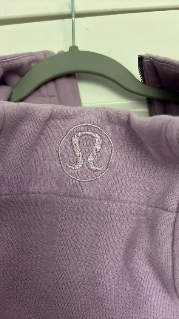 Lululemon Jacket Full-Zip - Image 3