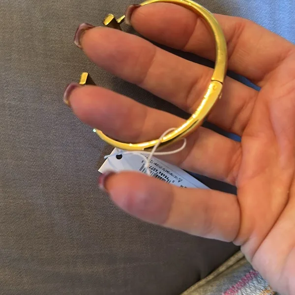 Kate Spade nwt bracelet gold tone hinged black “raising the bar” $78 - Image 8