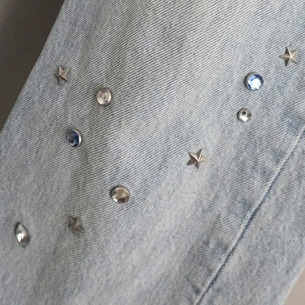 Levi's 501 Light Wash Embellished Rhinestone Silver Stud Jeans Size 25 - Image 3