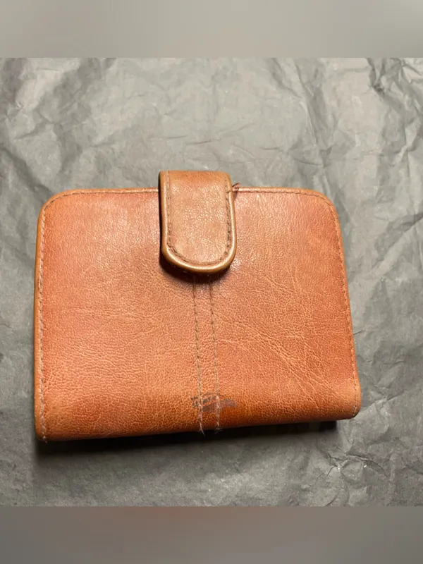 Vintage Classic Brown Leather Wallet - Image 2
