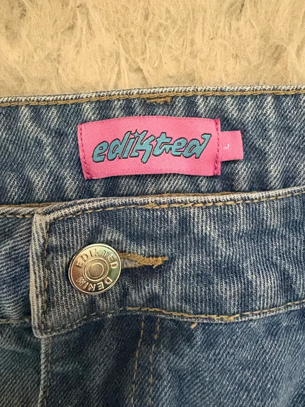 Edikted Mini Denim Skirt Distressed - Image 3