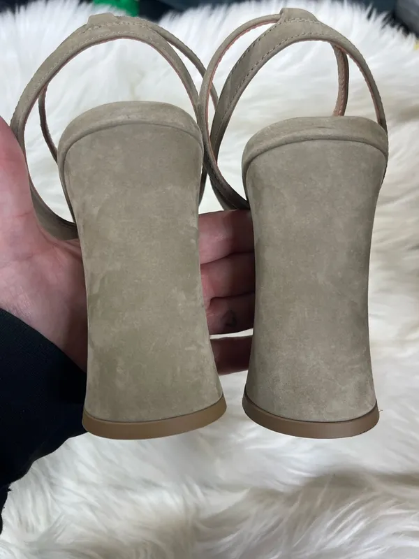 NEW Anthropologie Vicenza Strappy Platform Heels in Olive Green size 6 women’s - Image 9