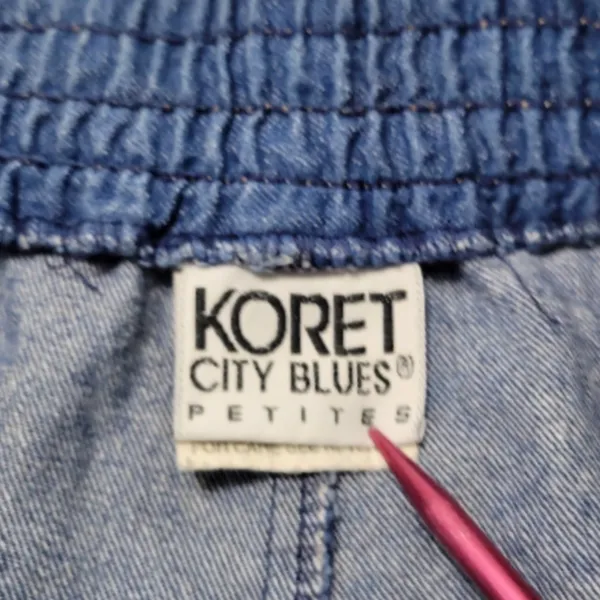 Vintage Koret City Blues Petites Skirt Size 8 W30"in Waist Women's Vintage Skirt - Image 5