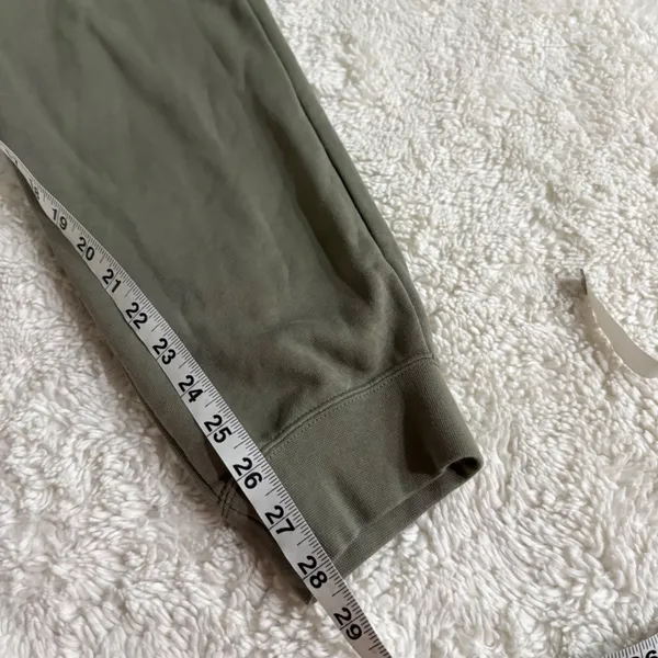 Nike Womens Green Cotton M Preppy Running Athleisure Luxe Sports Loungewear - Image 5