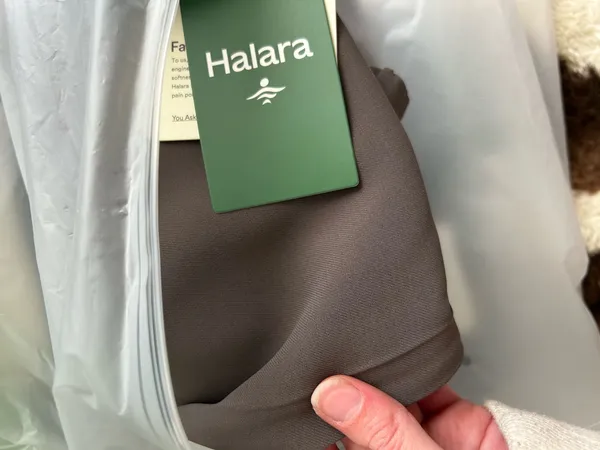 Halara high waisted pocket solid work tapered pants - Image 6