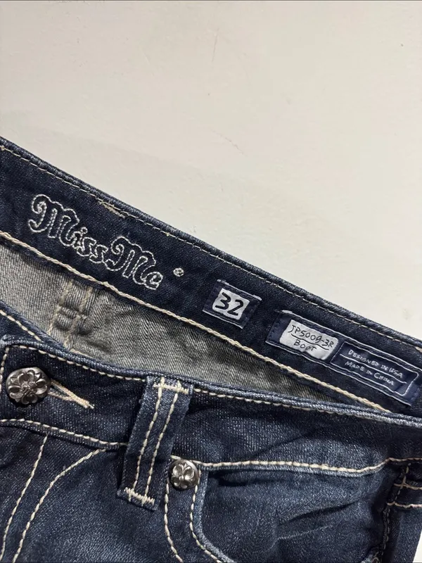 Miss Me jeans embellished boot cut NeW waist 32 - Image 6