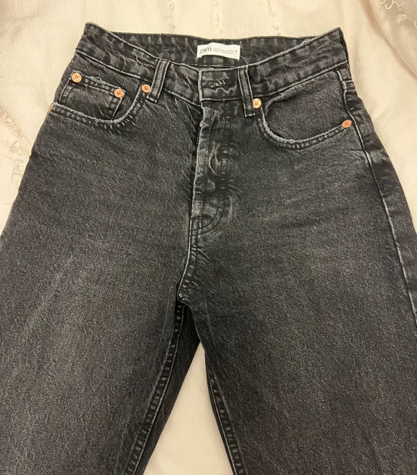 ZARA Jeans - Image 3