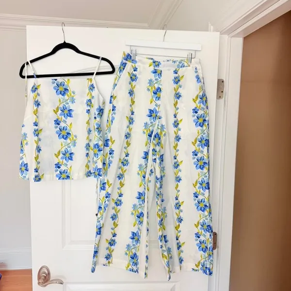 HYFVE Floral Two Piece Set Cami Top Wide Leg Pants Blue Yellow White NWT - Image 3