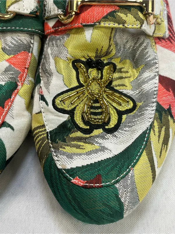 Steve Madden Multicolor Floral Bee Embroidered Slip-On Mules - Image 2