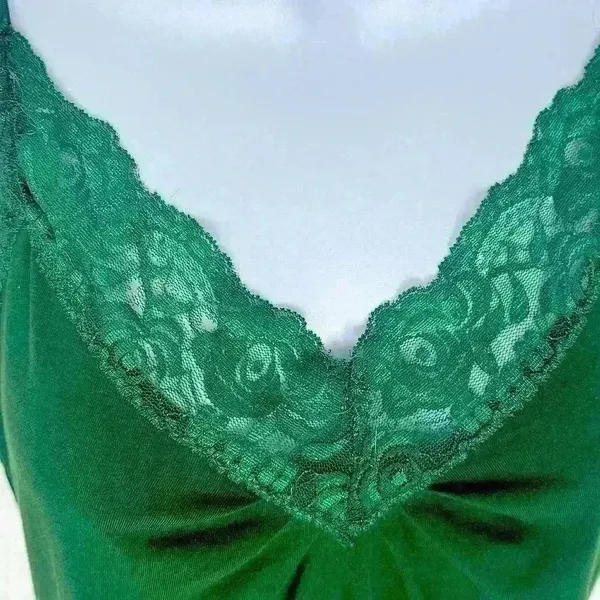 Old Navy Green Tank Top Size M (D5) - Image 3