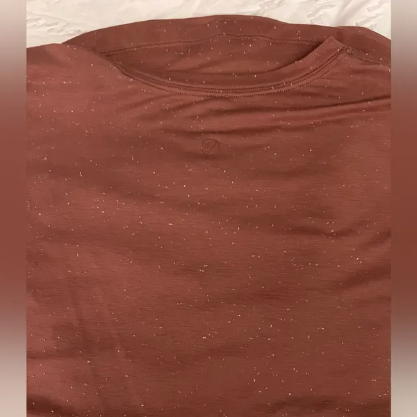 Lululemon speckled peach t shirt - Image 4