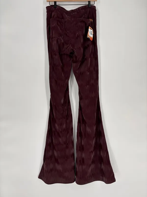 Rock & Roll high rise textured bell bottoms new 28 x 36 - Image 4