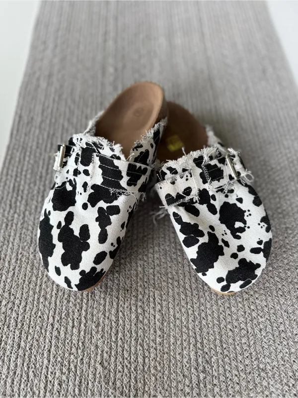Cow Print Canvas Slip On Slides Mules Clogs in Black and White Size 38 - Image 7