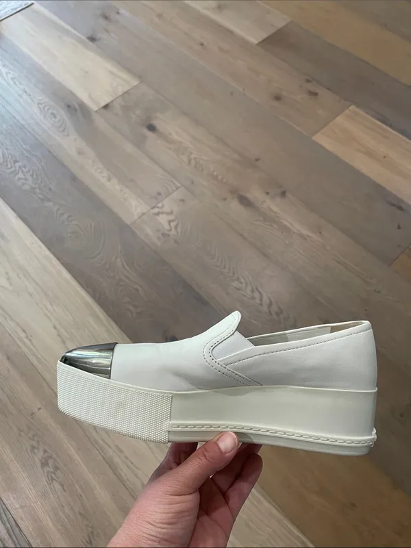 Miu Miu White Metallic Cap-Toe Leather Platform Sneakers Size 37.5 - Image 11