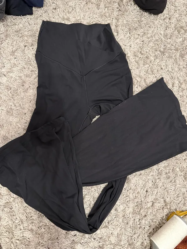 Aerie Crossover Flare Leggings - Image 4