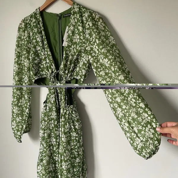 Abercrombie & Fitch Long Sleeve Cutout Mni Dress Green Floral Boho Size Small - Image 3