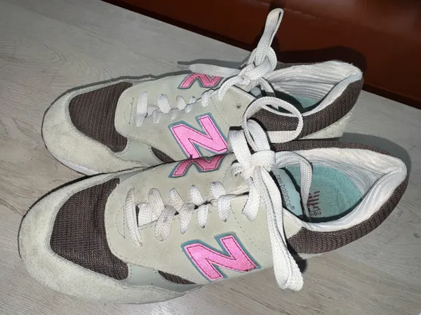 New Balance - Image 2