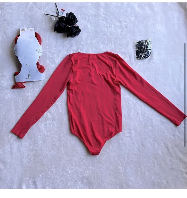Spirit Halloween Long Sleeve Red Bodysuit Devil Costume Sz S/M - Image 3