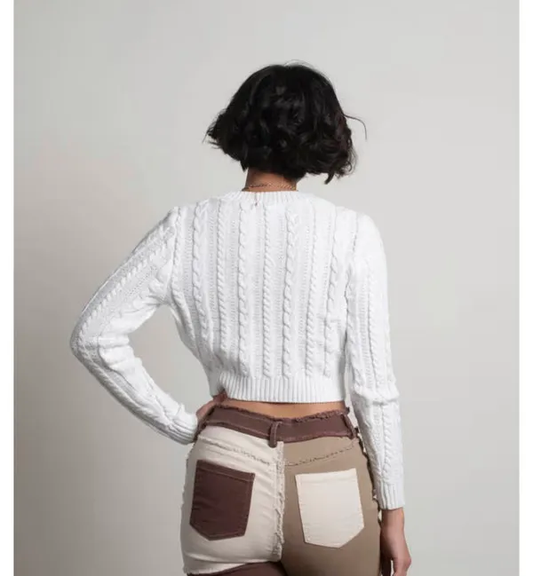 Jessenia Cable Knit Crop Sweater - Image 2
