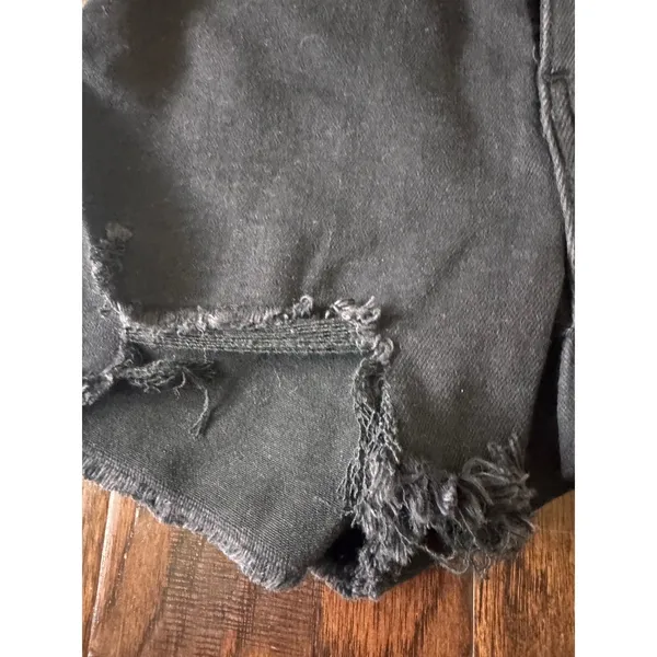 Risen Jeans Black Distressed Crossover Denim Shorts Size‎ Small NWT - Image 2