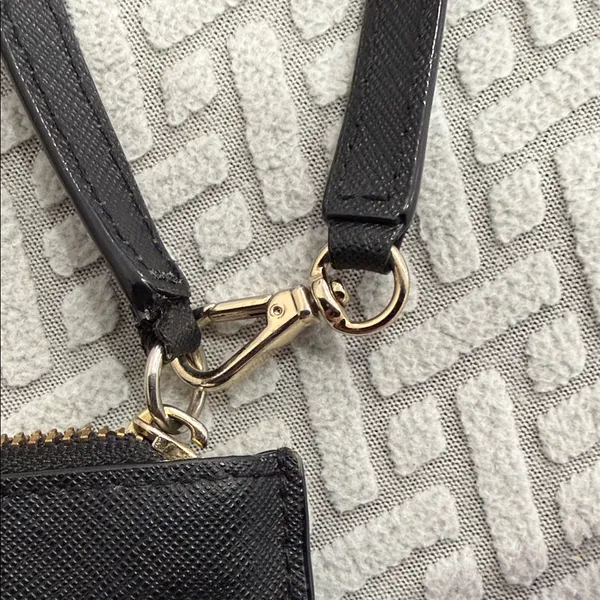Kate Spade Tinie Laurel Way Black Leather Wristlet Wallet - Image 8