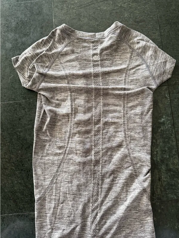 Lululemon Swiftly Short Sleeve - Image 2