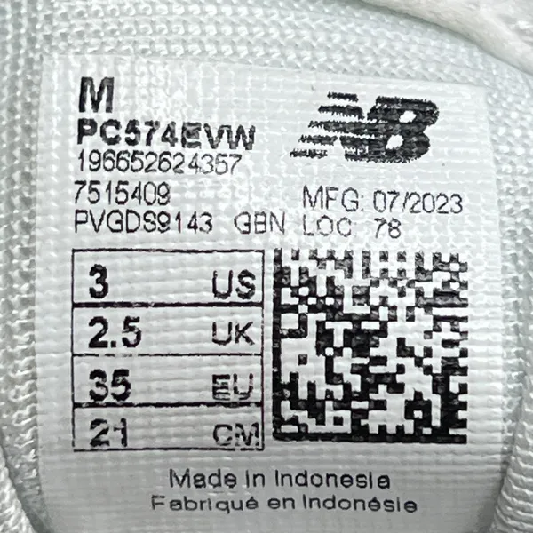 New Balance 574 Classic Grey White Suede Mesh Sneakers PC574EVW Womens 3 - Image 2