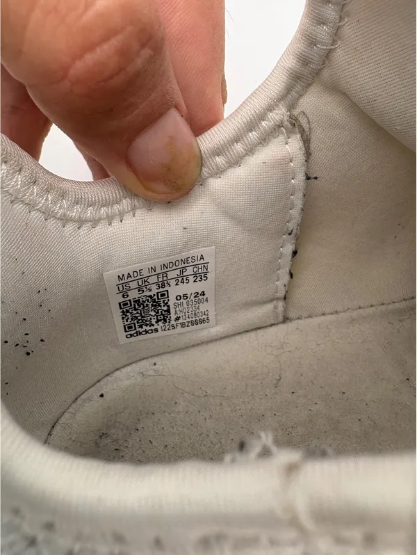 Adidas NMD R1 $120 White Sneakers woman’s size 6 Athletic Shoes Sporty - Image 8