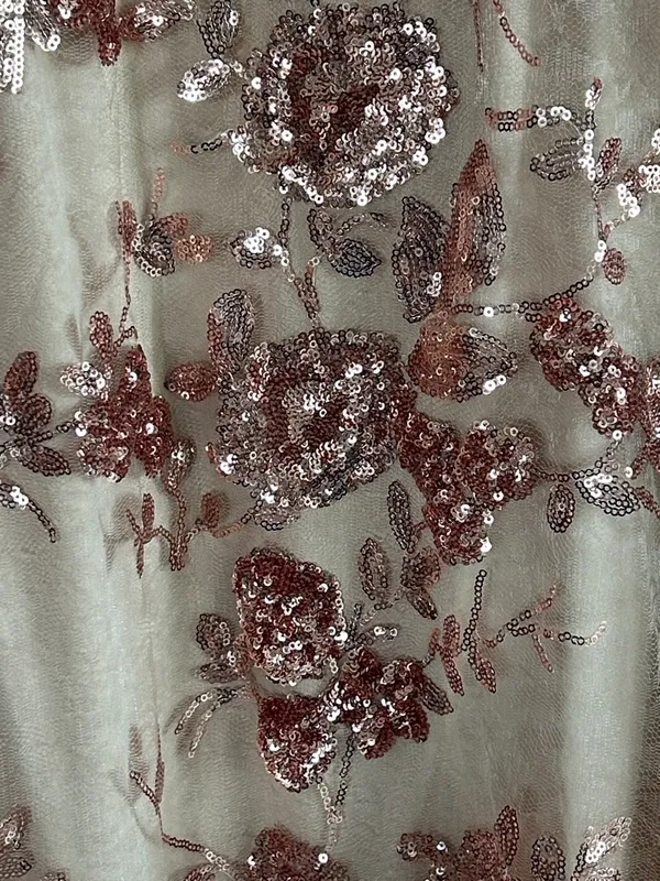 Lulu's NWT Rose Gold Sequins Floral Spaghetti Straps Maxi Dress **Size M** 🌸🌸 - Image 5